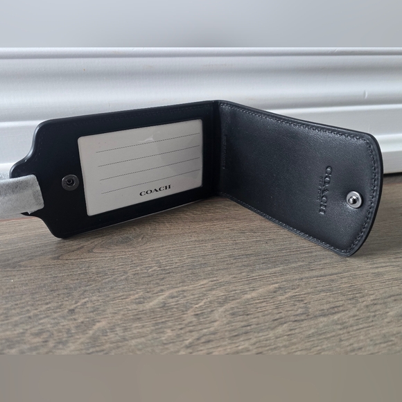 Coach Luggage Tag - Picture 6 of 6